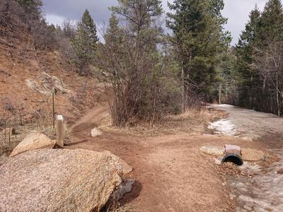 Junction of the Section 16 trail and High Drive